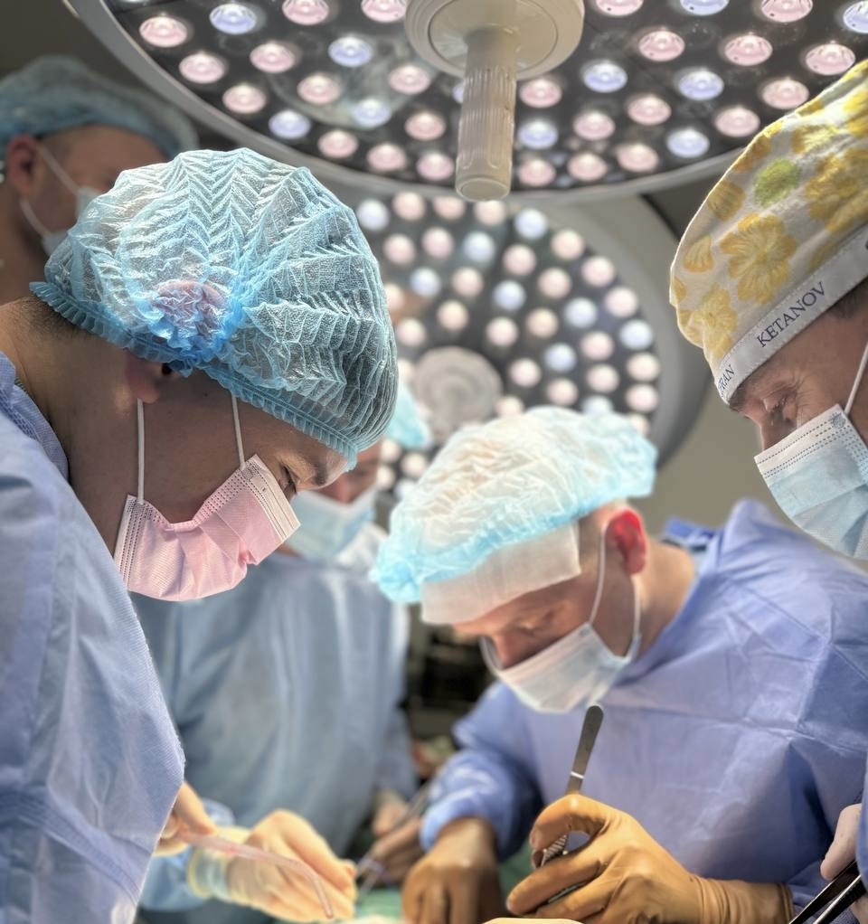 63-річний азербайджанець, який мріє стати громадянином України, міг втратити ногу через атеросклероз! 