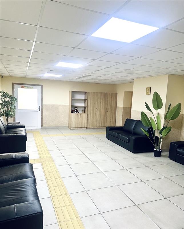 Зона очікування в поліклініці в Рясному, Шевченка, 350